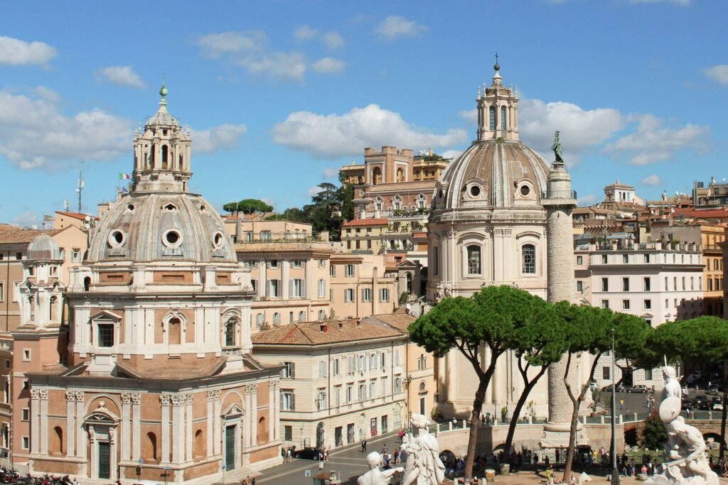 italy golden visa requirements 2025