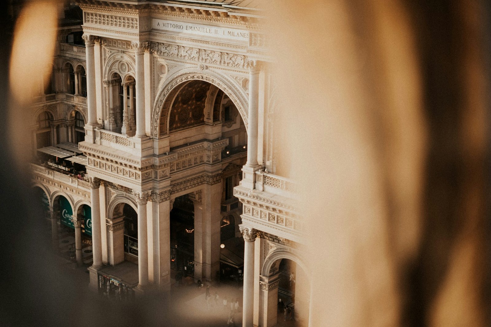 Wealthy moving to Italy